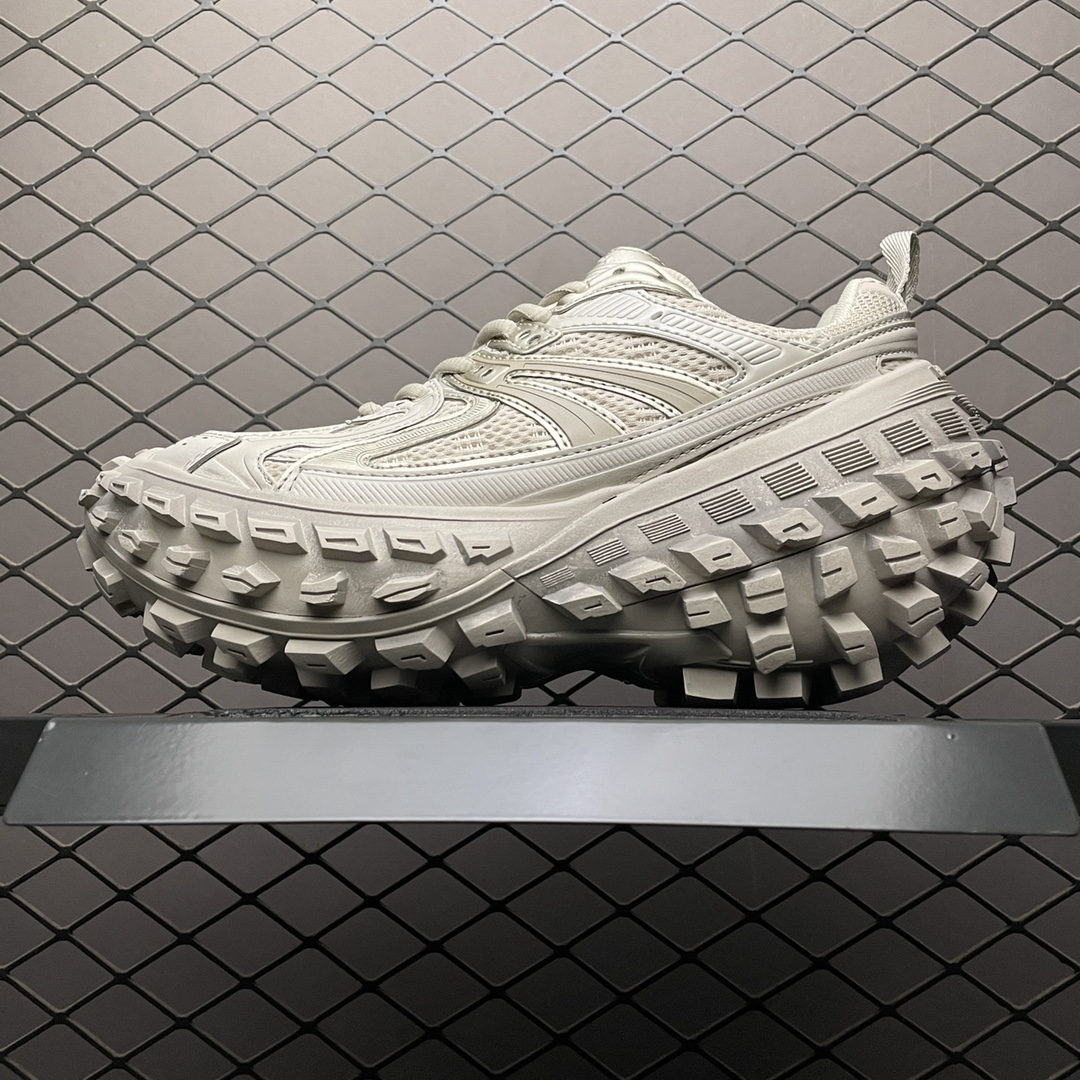 Balenciaga Defender Beige - vstockx