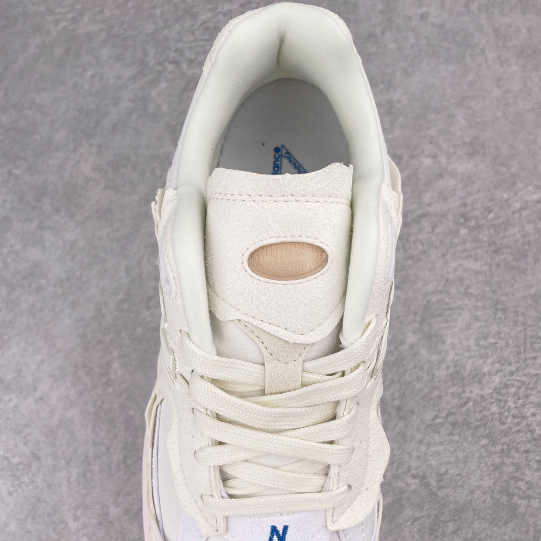 New Balance 2002R Sneaker 12 - vstockx