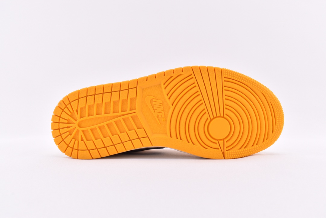 Jordan 1 Low Laser Orange (W) - vstockx