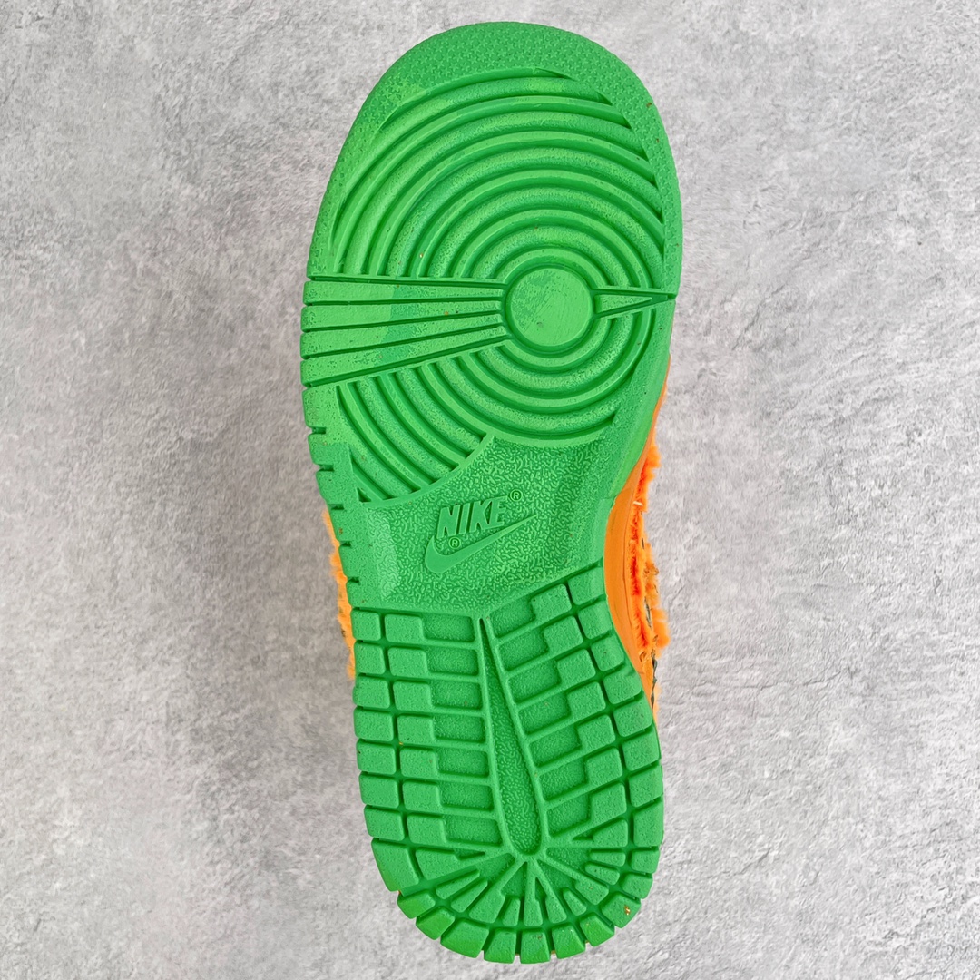 Kids NK dunk shoes 6 - vstockx