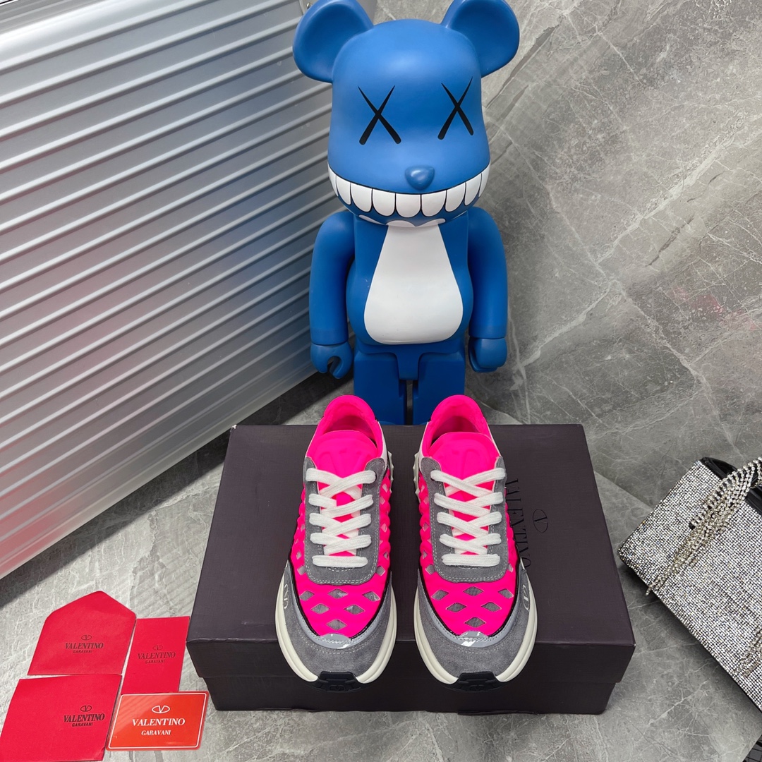 VALENTINO GARAVANI Ready Go Runner Sneaker 2 - vstockx