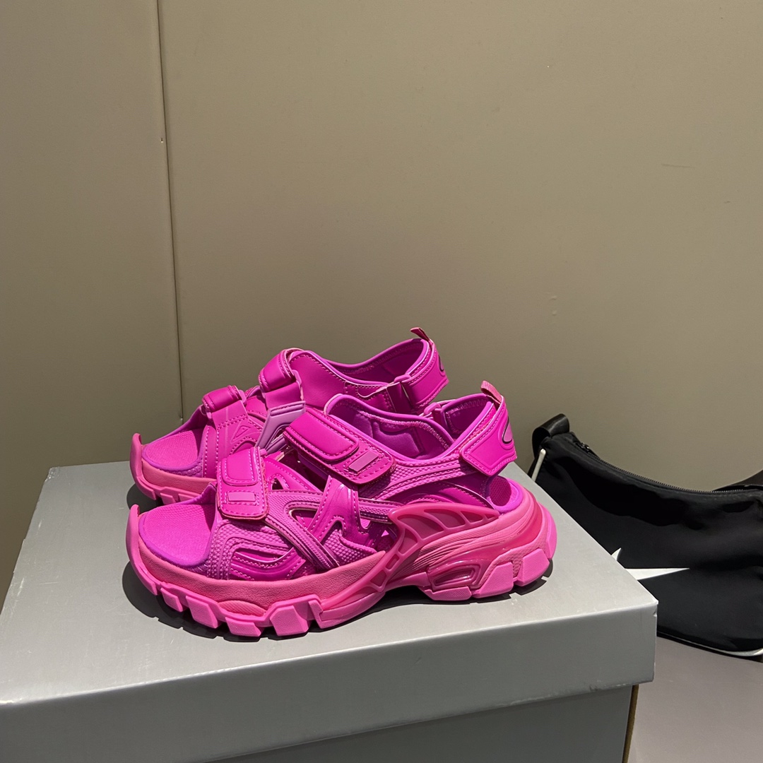 Balenciaga women 7 - vstockx