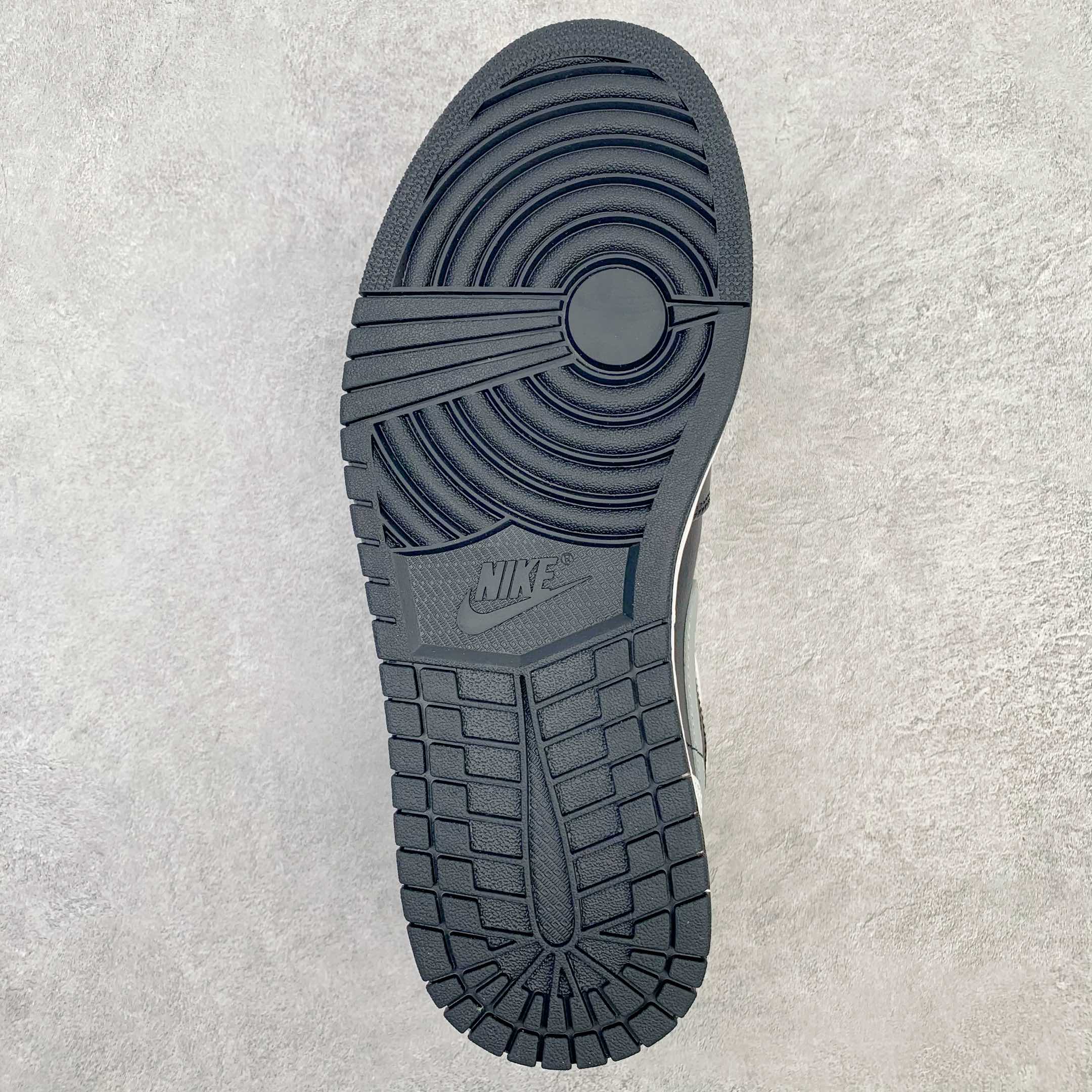 Jordan 1 Mid White Shadow - vstockx