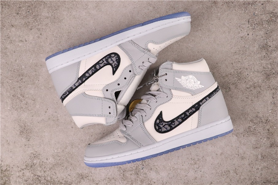 Jordan 1 Retro High Dior - vstockx