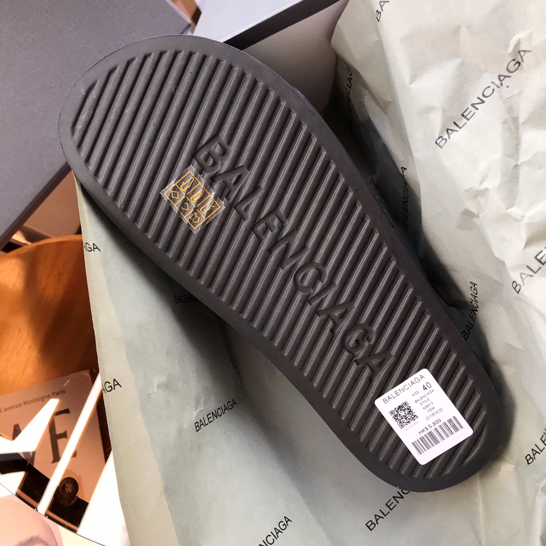 Balenciaga Slides 1 - vstockx