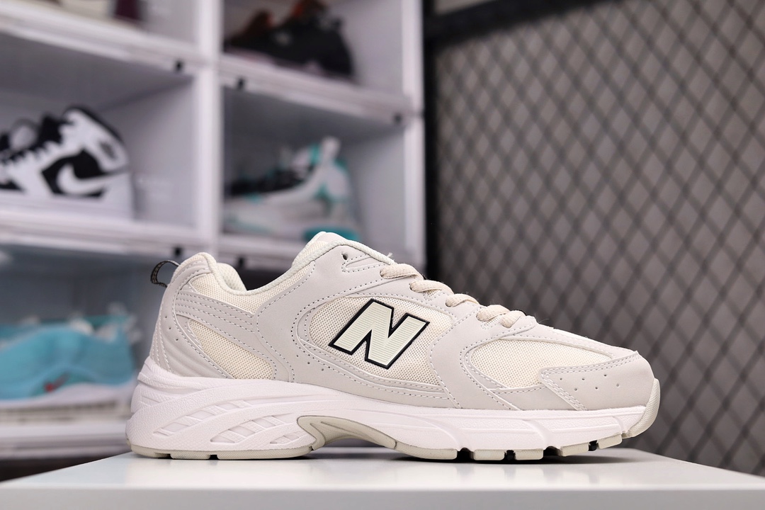 New Balance 530 Ivory - vstockx