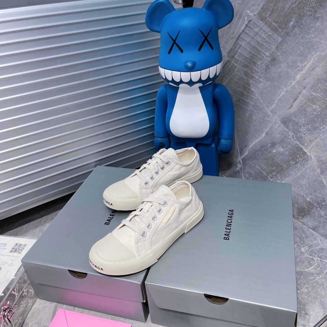 Balenciaga Paris Sneaker 2 - vstockx