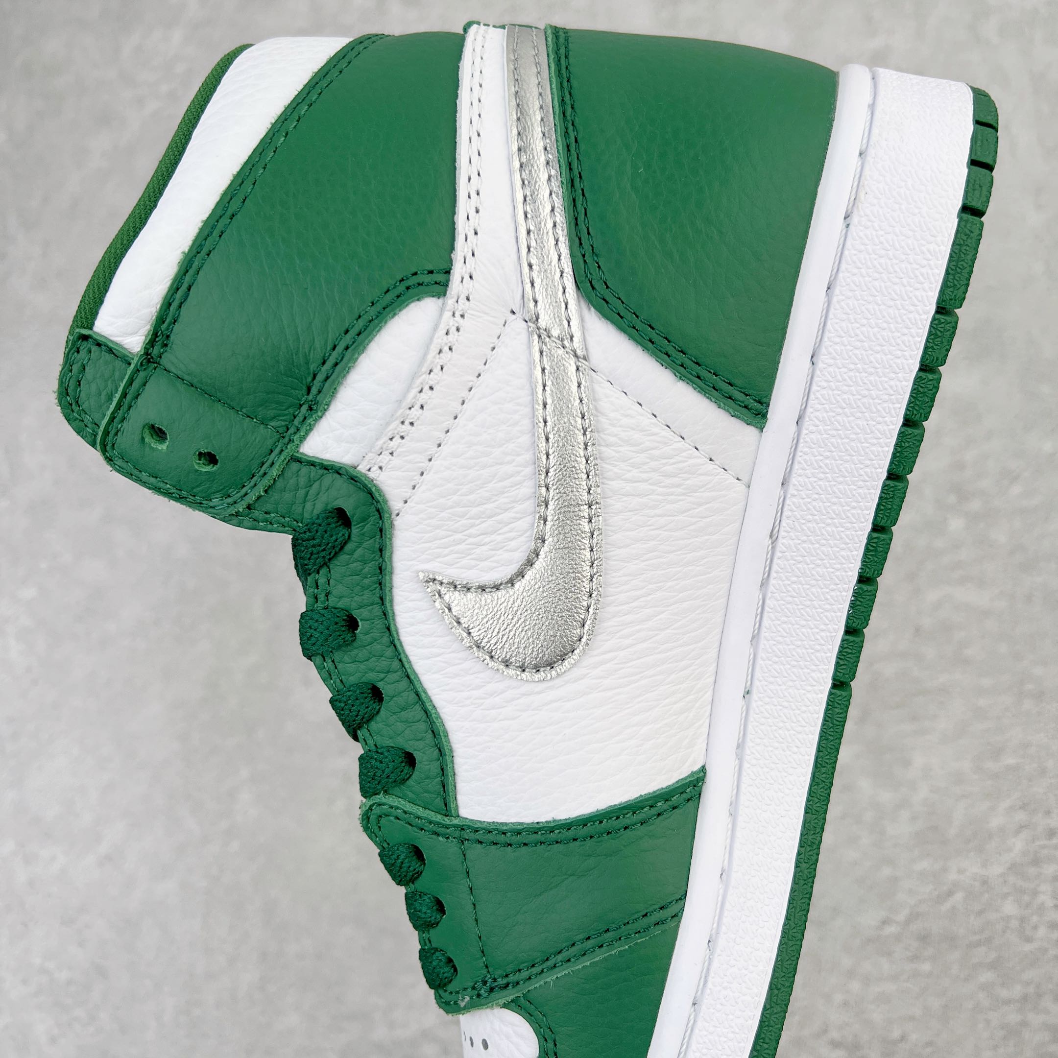 Jordan 1 Retro High OG Gorge Green - vstockx