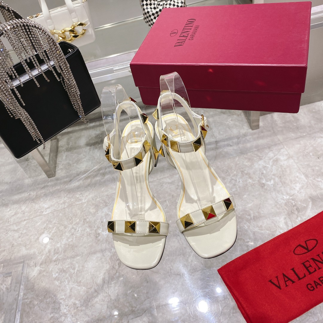 VALENTINO GARAVANI ROMAN STUD WOMEN 10 - vstockx