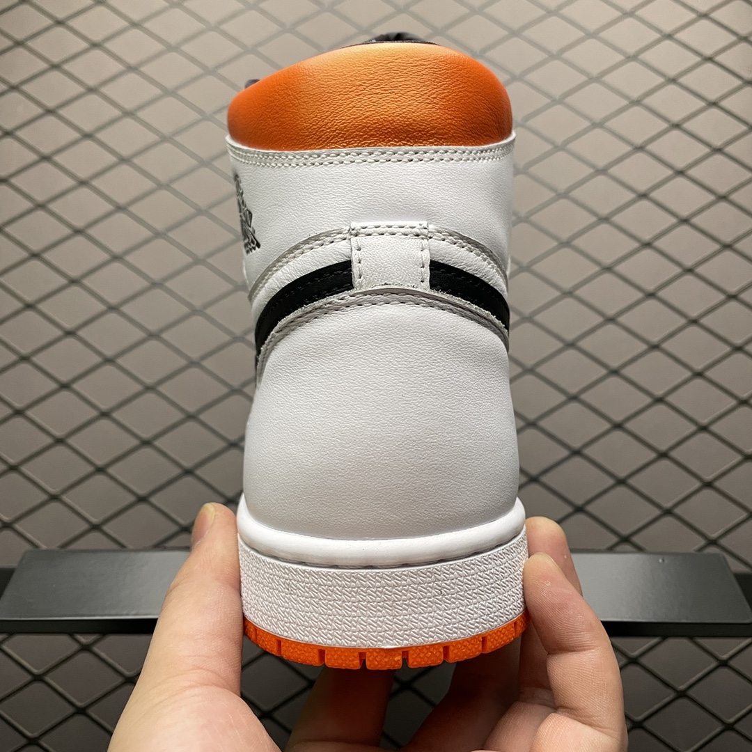 Jordan 1 Retro High Electro Orange - vstockx