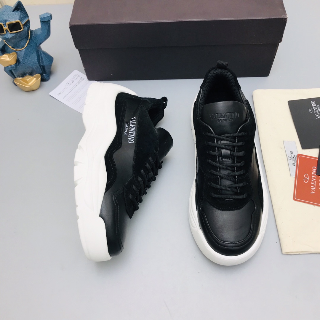 Valentino Garavani Gumboy low-top sneakers 17 - vstockx