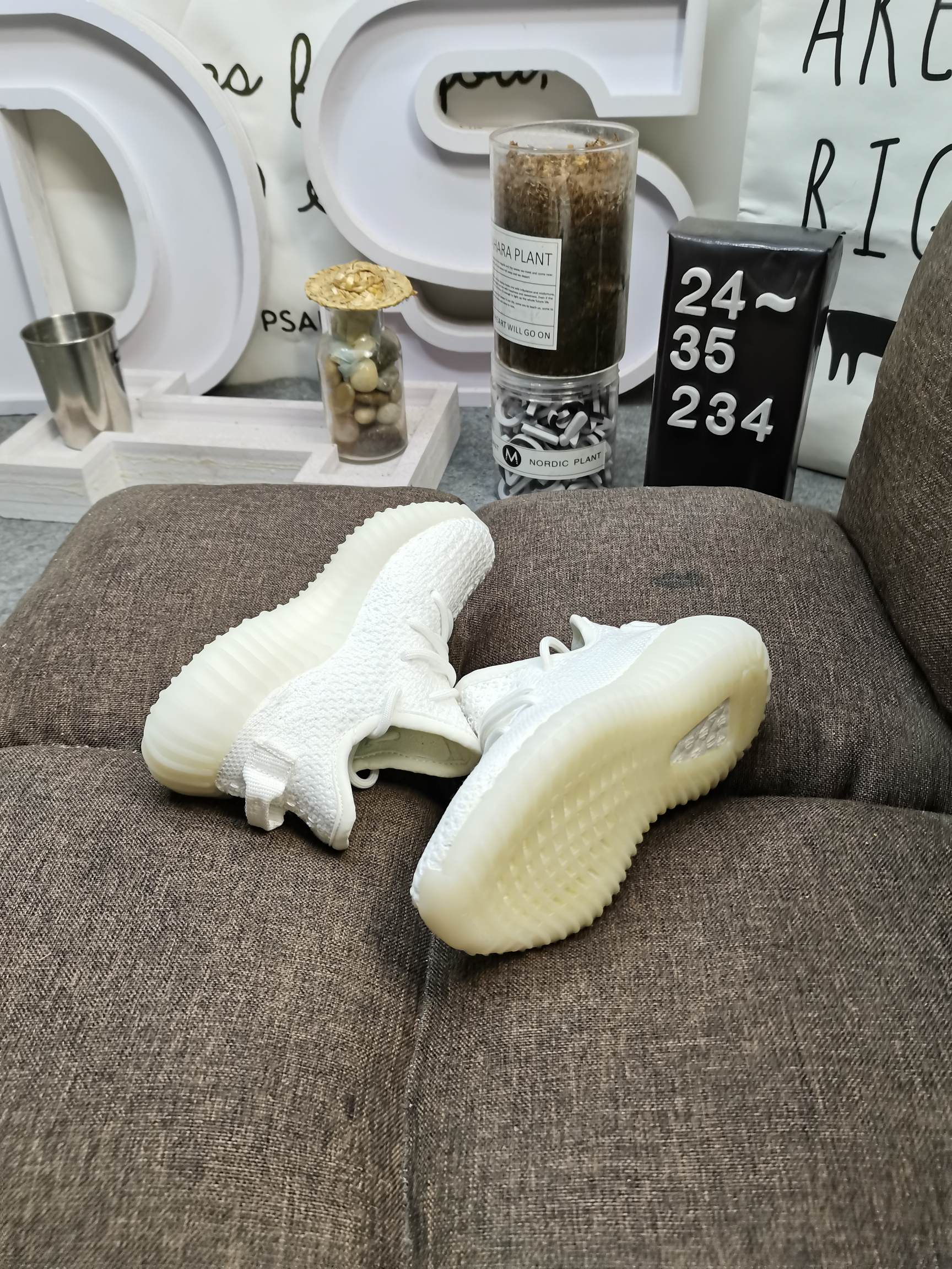 Kids yeezy 350 shoes 1 - vstockx