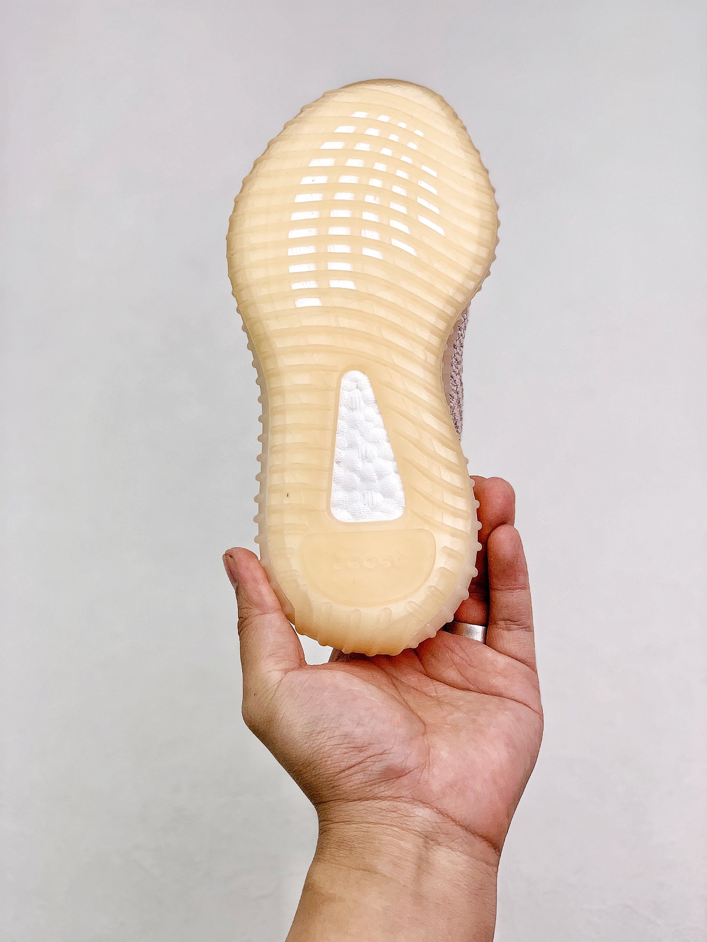 Kids yeezy 350 shoes 1 - vstockx