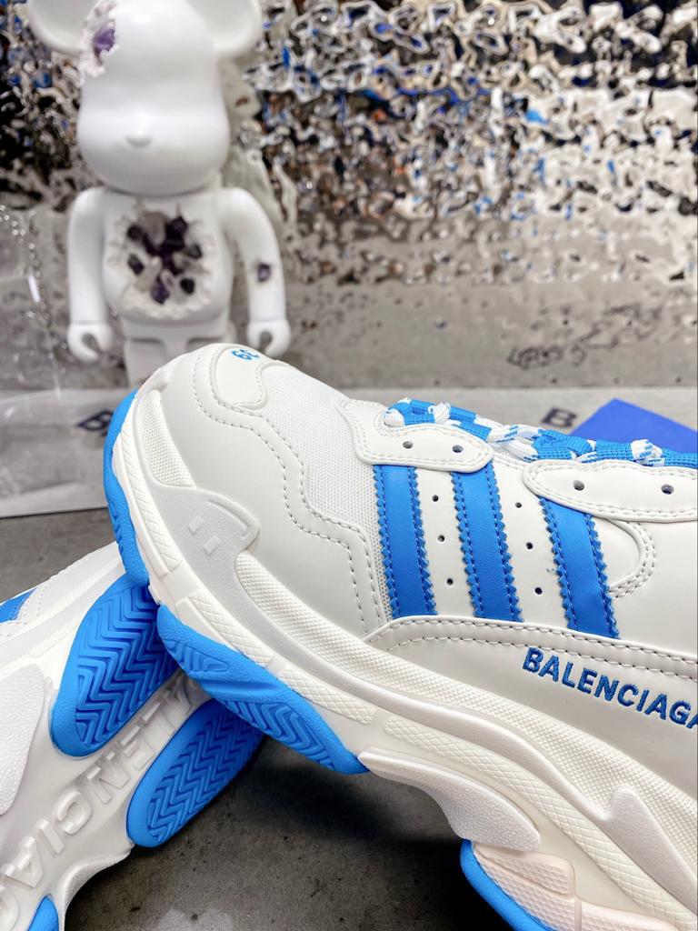 Balenciaga x adidas Triple S White Blue - vstockx