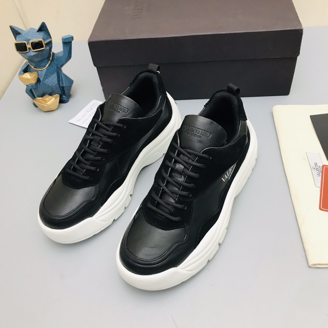 Valentino Garavani Gumboy low-top sneakers 17 - vstockx