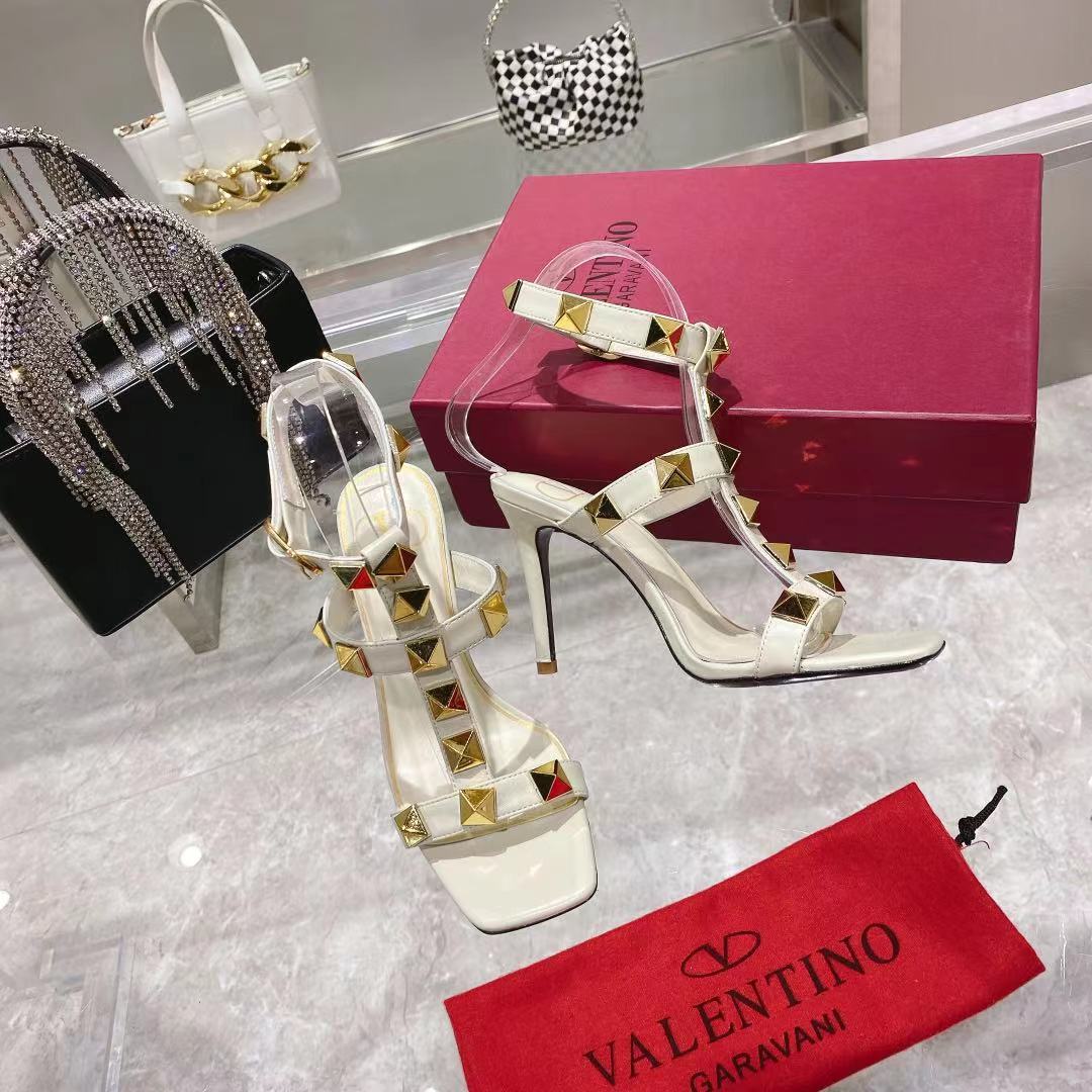 VALENTINO GARAVANI ROMAN STUD WOMEN 10 - vstockx