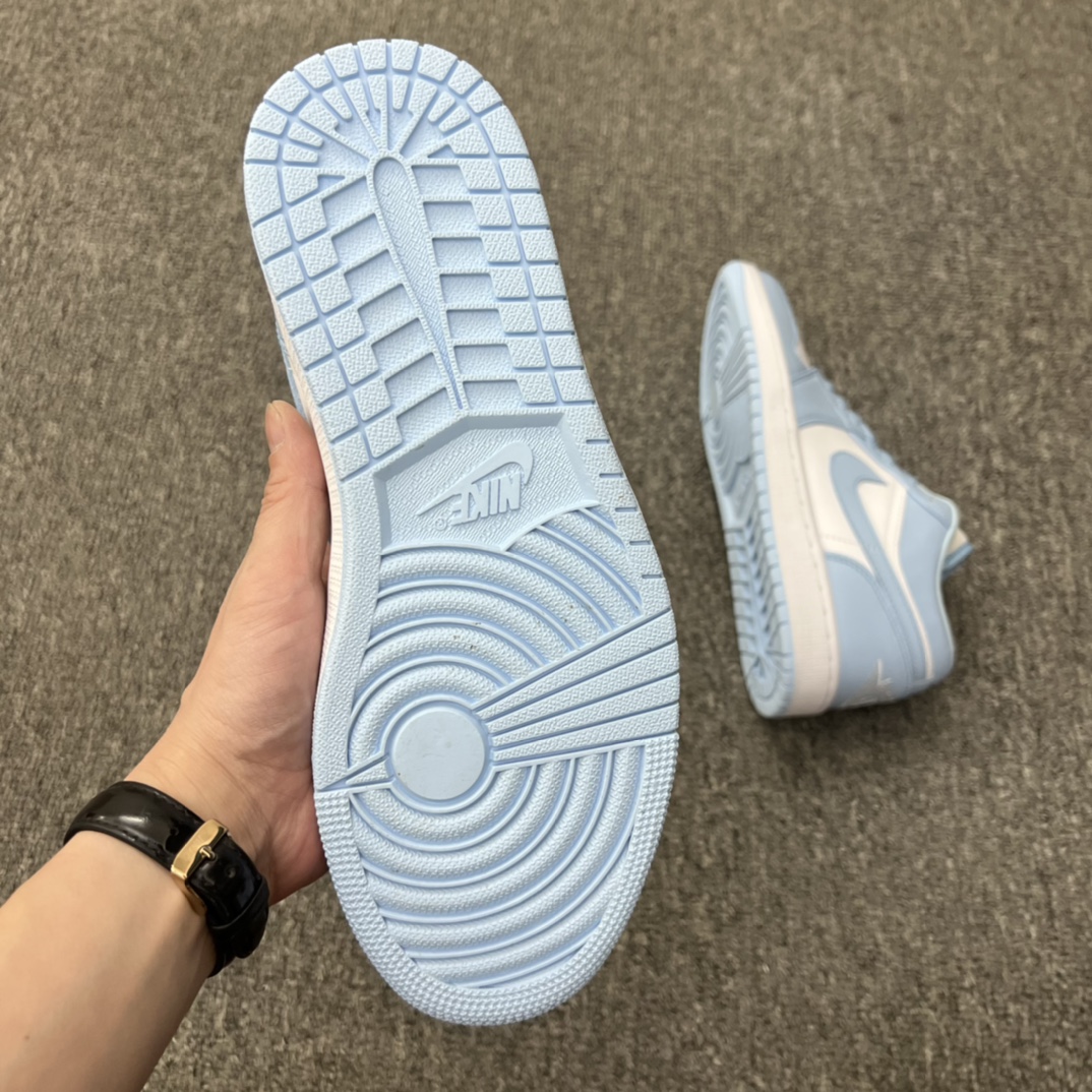 Jordan 1 Low White Ice Blue (Women's) - vstockx