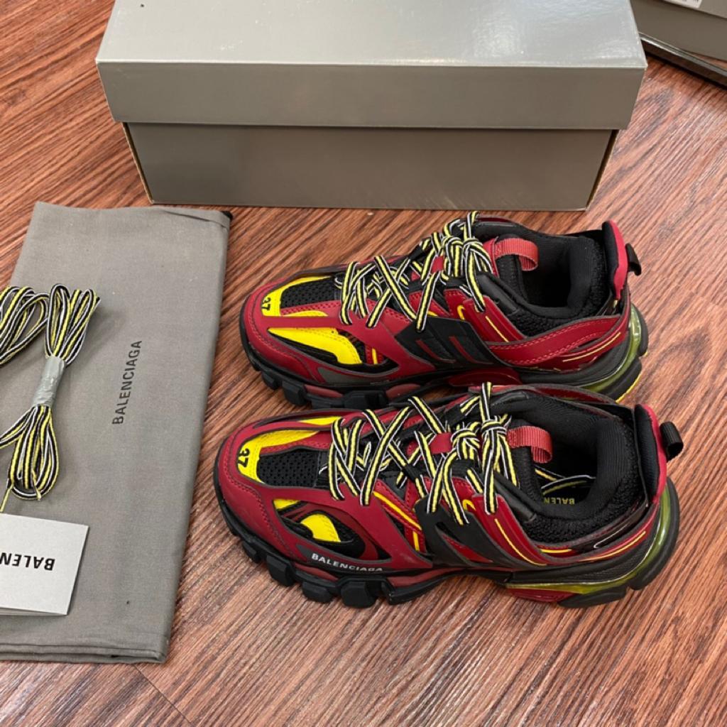 Balenciaga Track Trainers Burgundy Black - vstockx