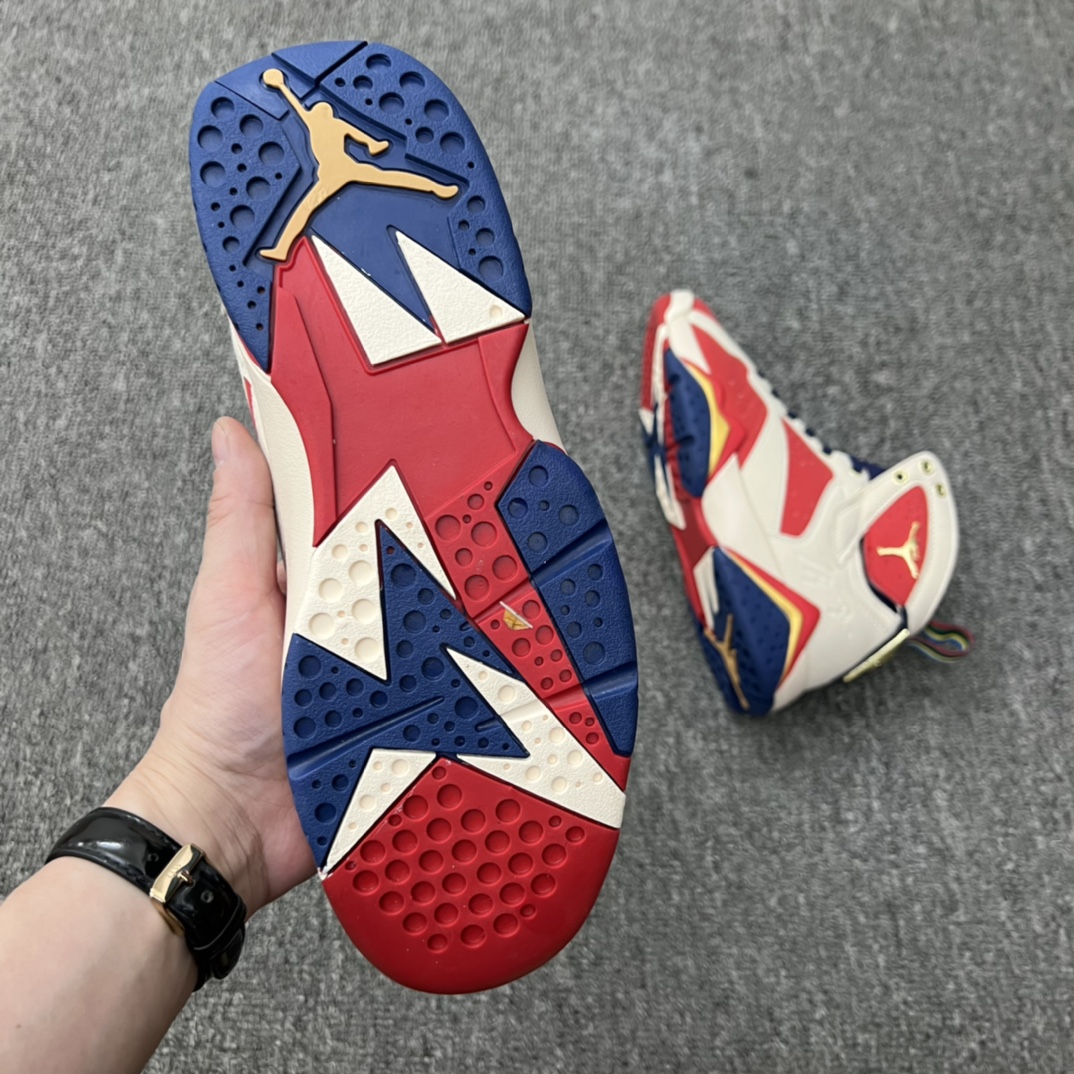 Jordan 7 Retro Trophy Room New Sheriff in Town - vstockx