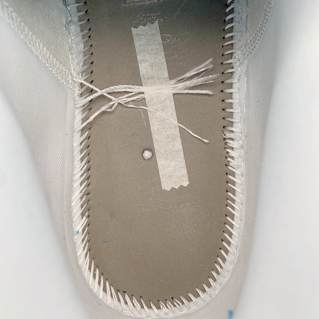 Jordan 1 Mid Triple White - vstockx