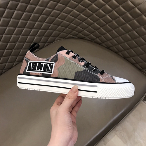 Valentino Garavani Giggies VLTN TIMES low-top sneakers 9 - vstockx