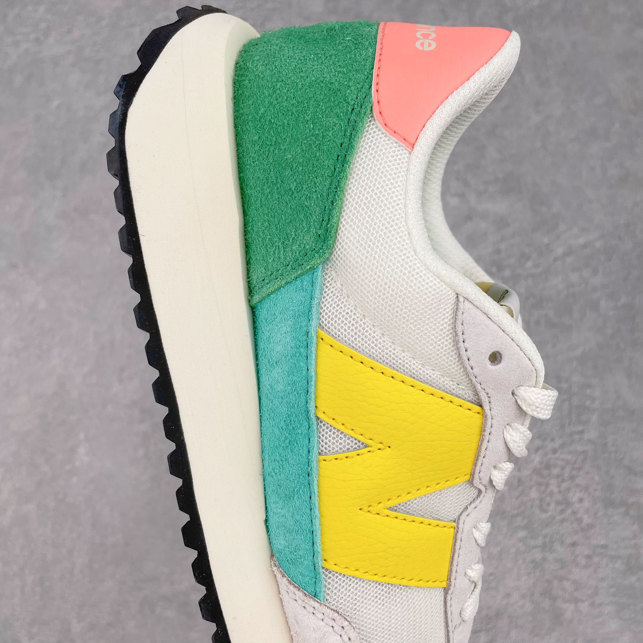 New Balance 237 Sneaker 2 - vstockx