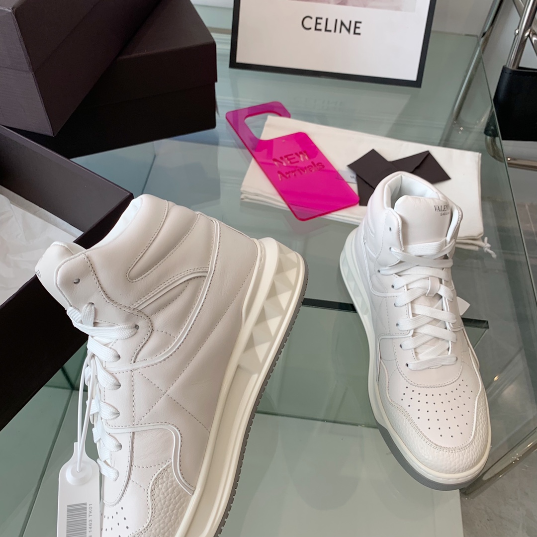 VALENTINO GARAVANI ONE STUD SNEAKER 6 - vstockx