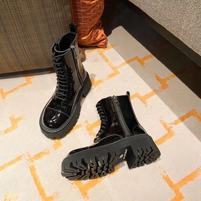 Balenciaga boot women 6 - vstockx