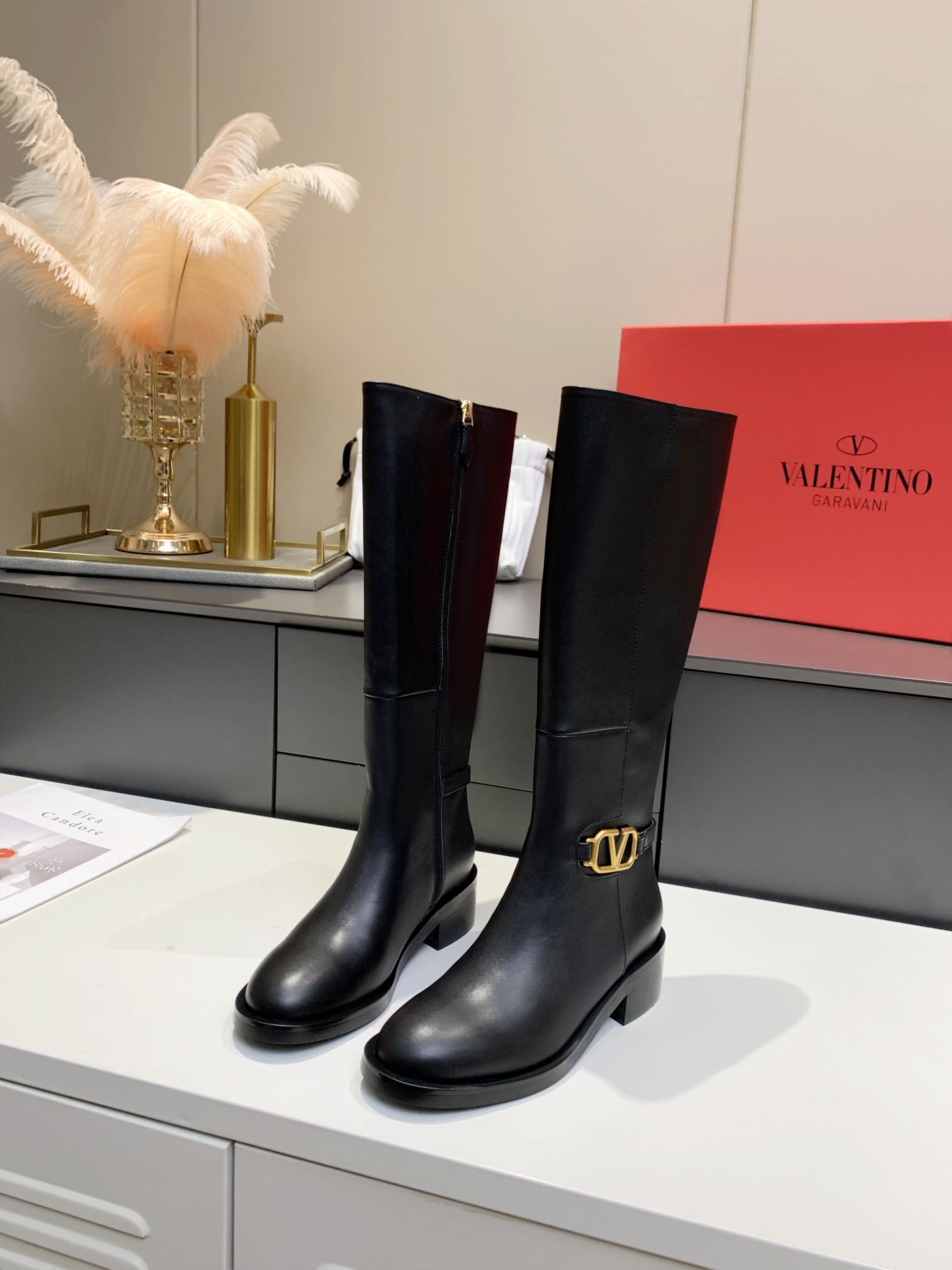 VALENTINO GARAVANI Roman Stud BOOT WOMEN 25 - vstockx