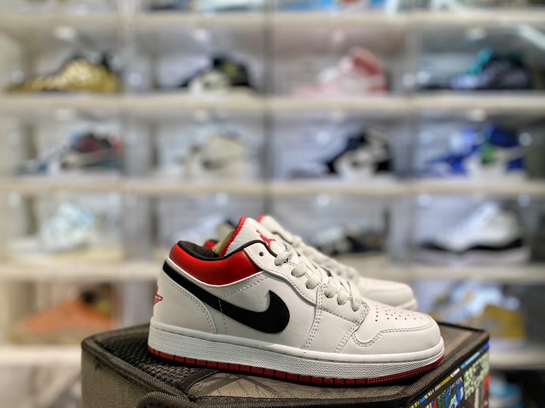 Jordan 1 Low White University Red Black - vstockx