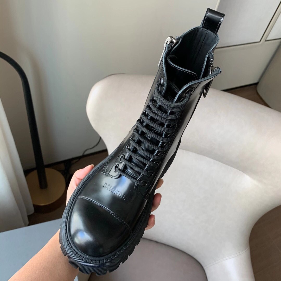 Balenciaga boot women 6 - vstockx