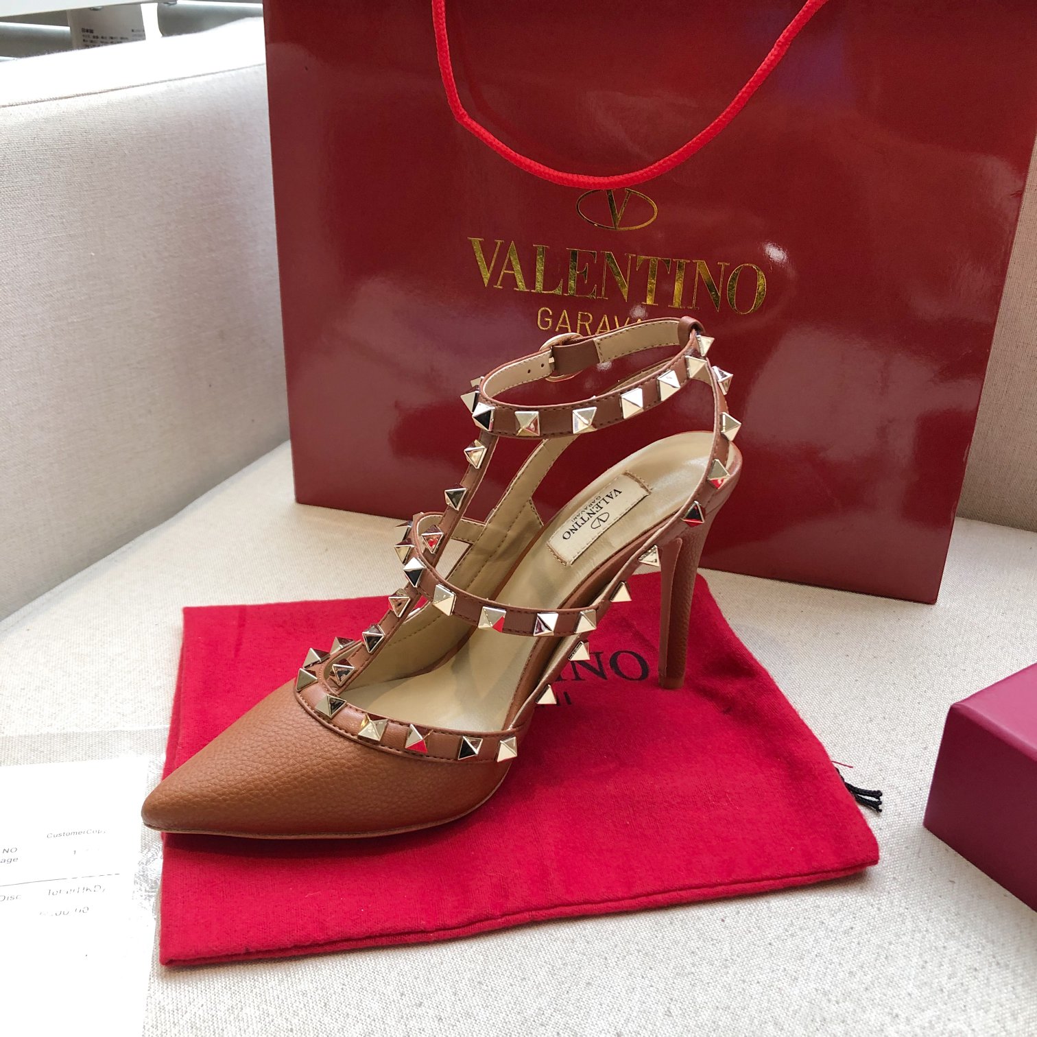 VALENTINO GARAVANI ROMAN STUD WOMEN 9 - vstockx