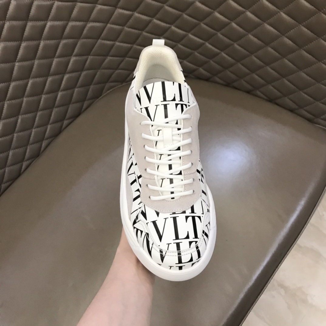Valentino Garavani Gumboy low-top sneakers 15 - vstockx