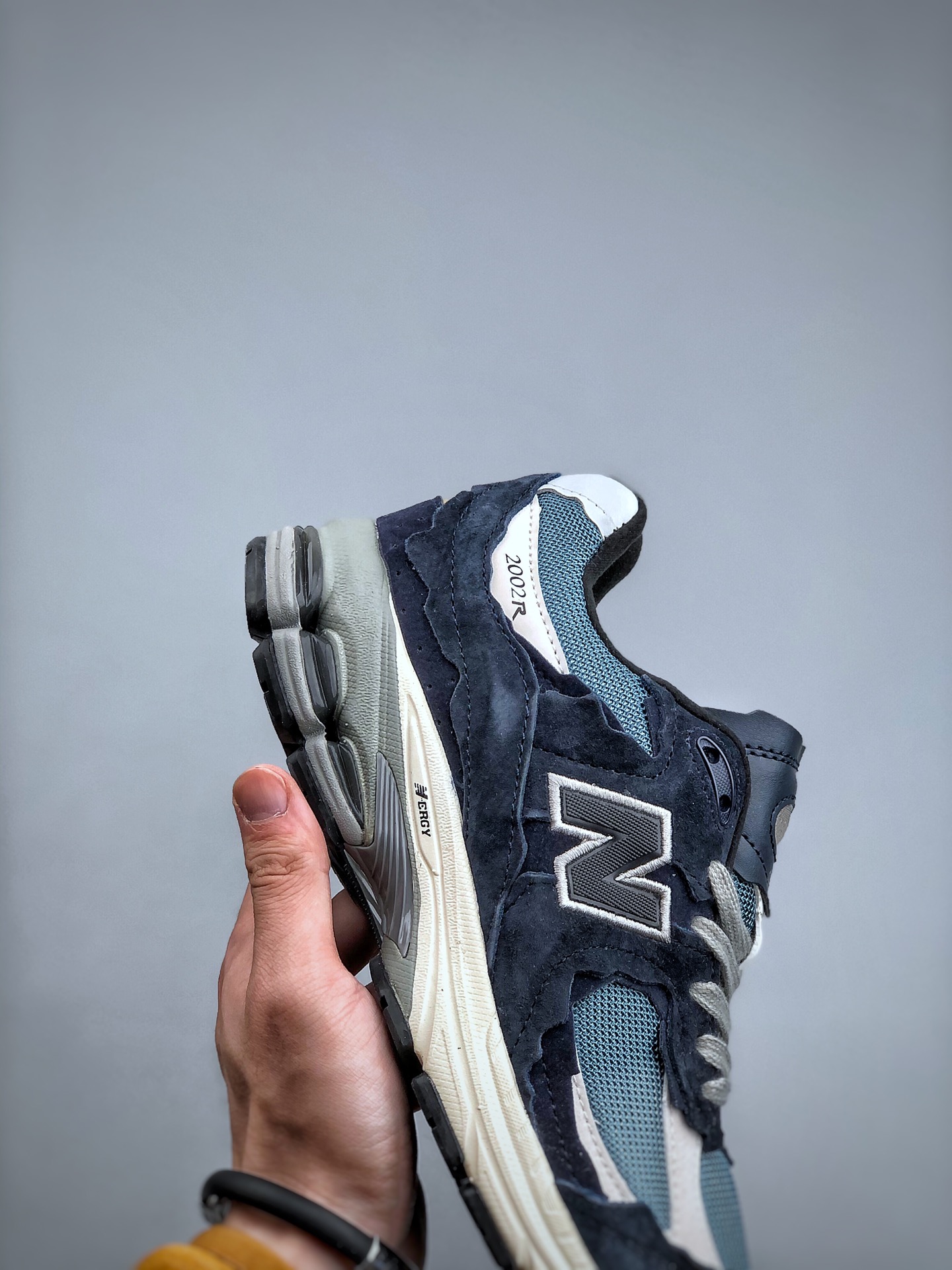 New Balance 2002R Protection Pack Dark Navy - vstockx