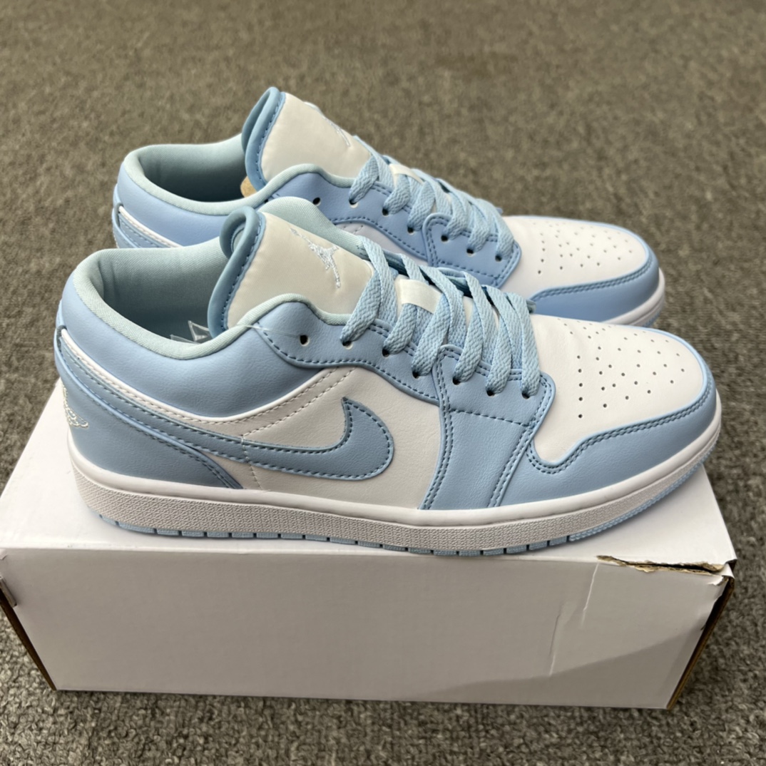 Jordan 1 Low White Ice Blue (Women's) - vstockx