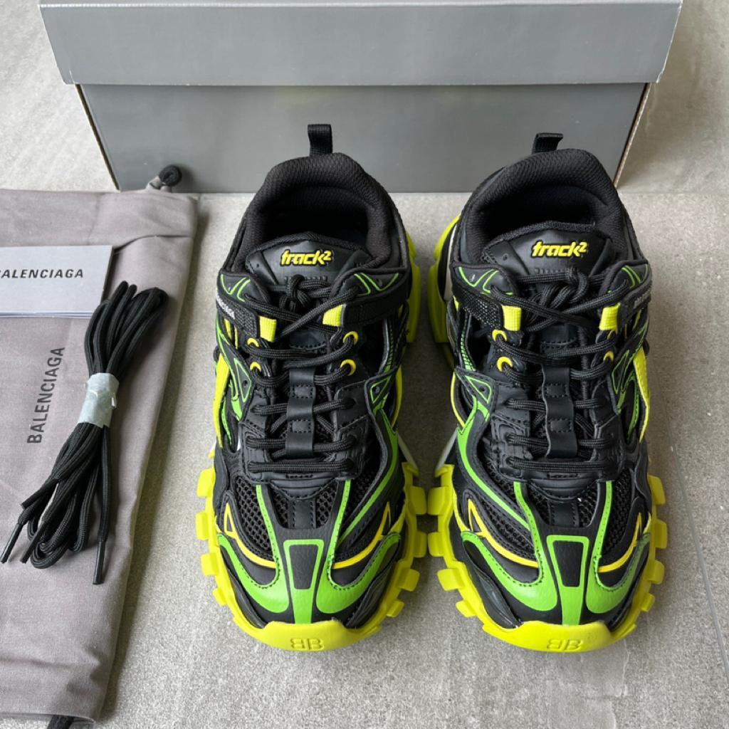 Balenciaga Track 2.0 Black Yellow - vstockx