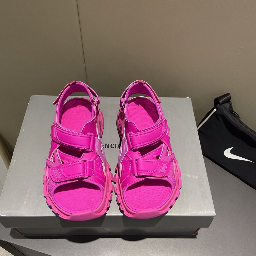 Balenciaga women 7 - vstockx