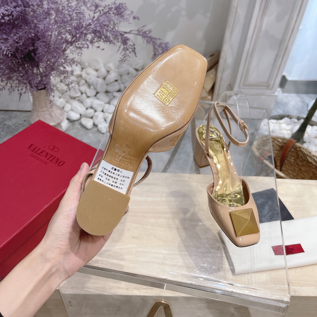 VALENTINO GARAVANI Roman Stud WOMEN 17 - vstockx