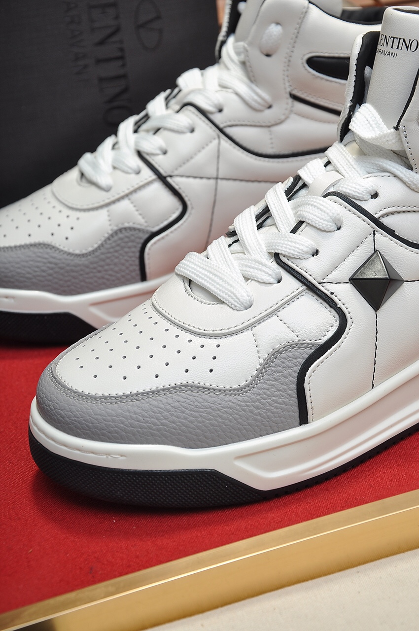 Valentino Garavani One Stud high-top sneakers 3 - vstockx