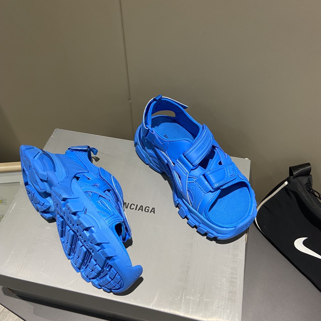 Balenciaga women 7 - vstockx