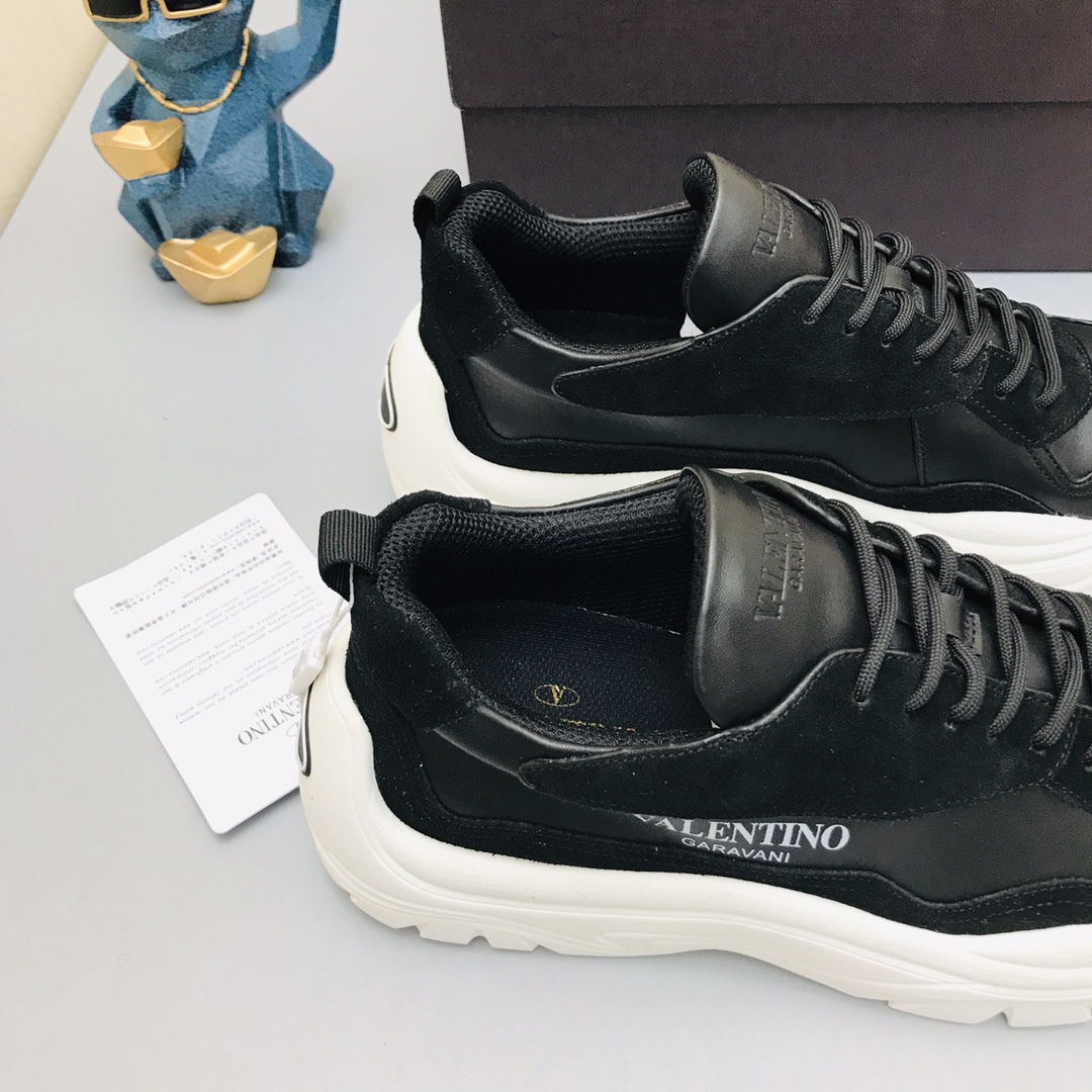 Valentino Garavani Gumboy low-top sneakers 17 - vstockx