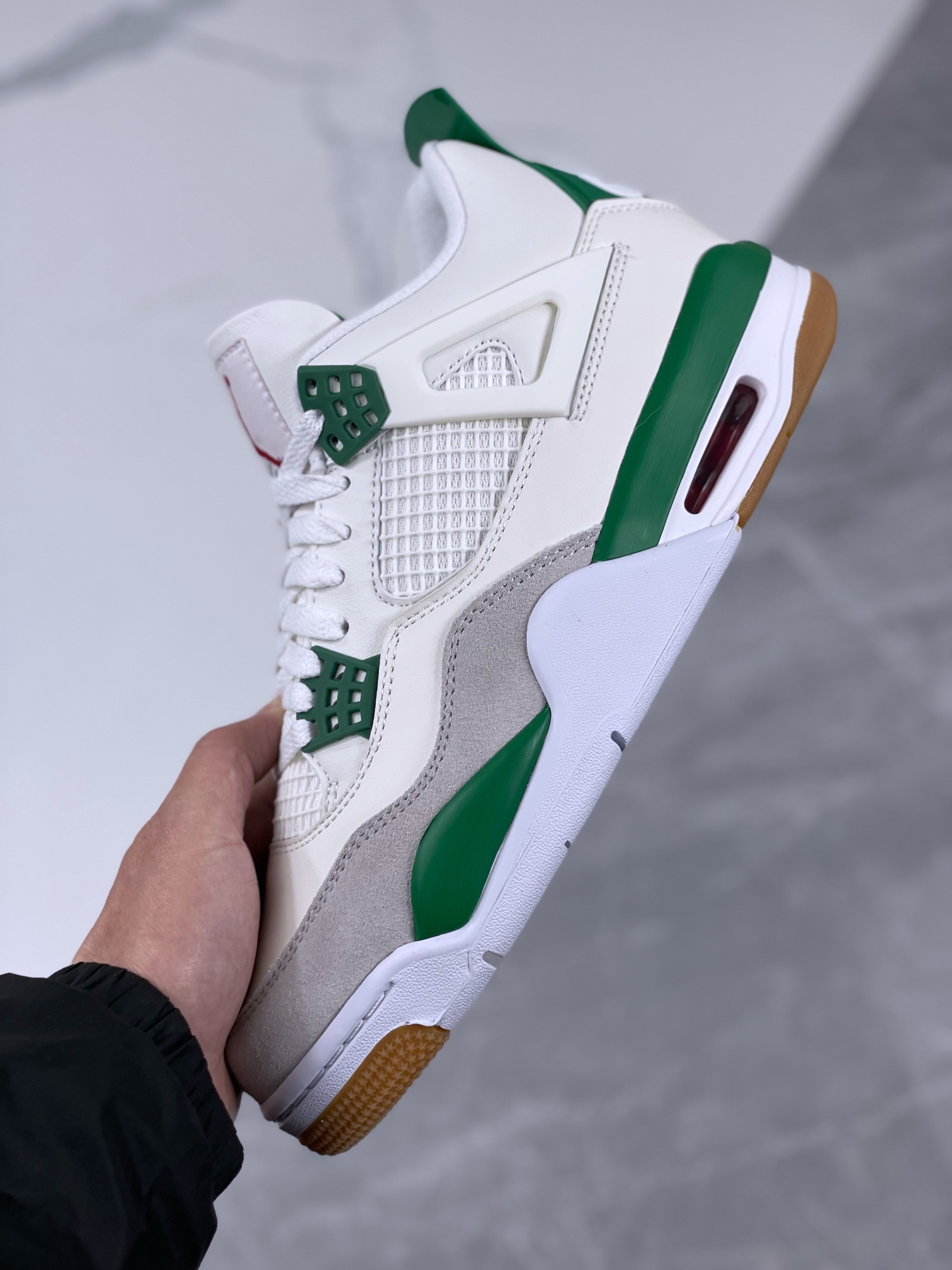 Jordan 4 Retro SB Pine Green - vstockx