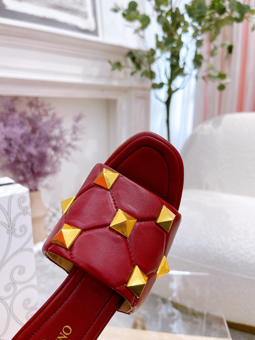 VALENTINO GARAVANI Roman Stud WOMEN 34 - vstockx