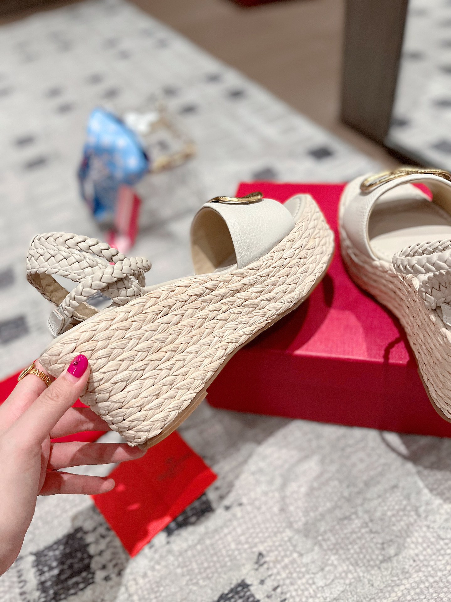 Valentino Garavani Rockstud Double Wedge Espadrilles WOMEN 13 - vstockx