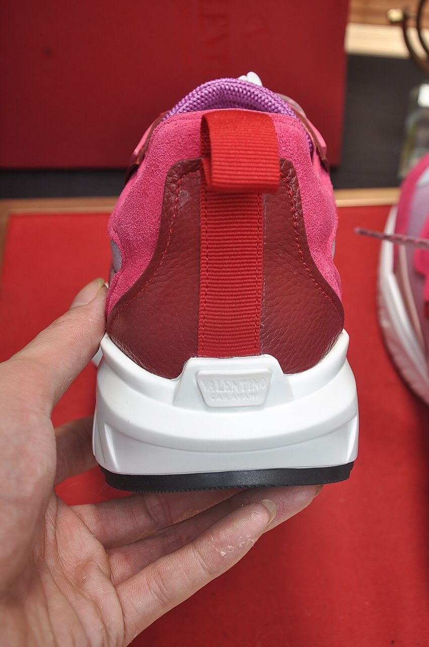 Valentino Garavani Low-top sneakers 16 - vstockx