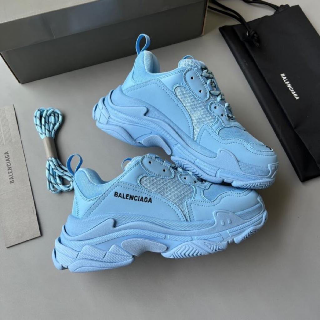 Balenciaga Triple S Light Blue (W) - vstockx