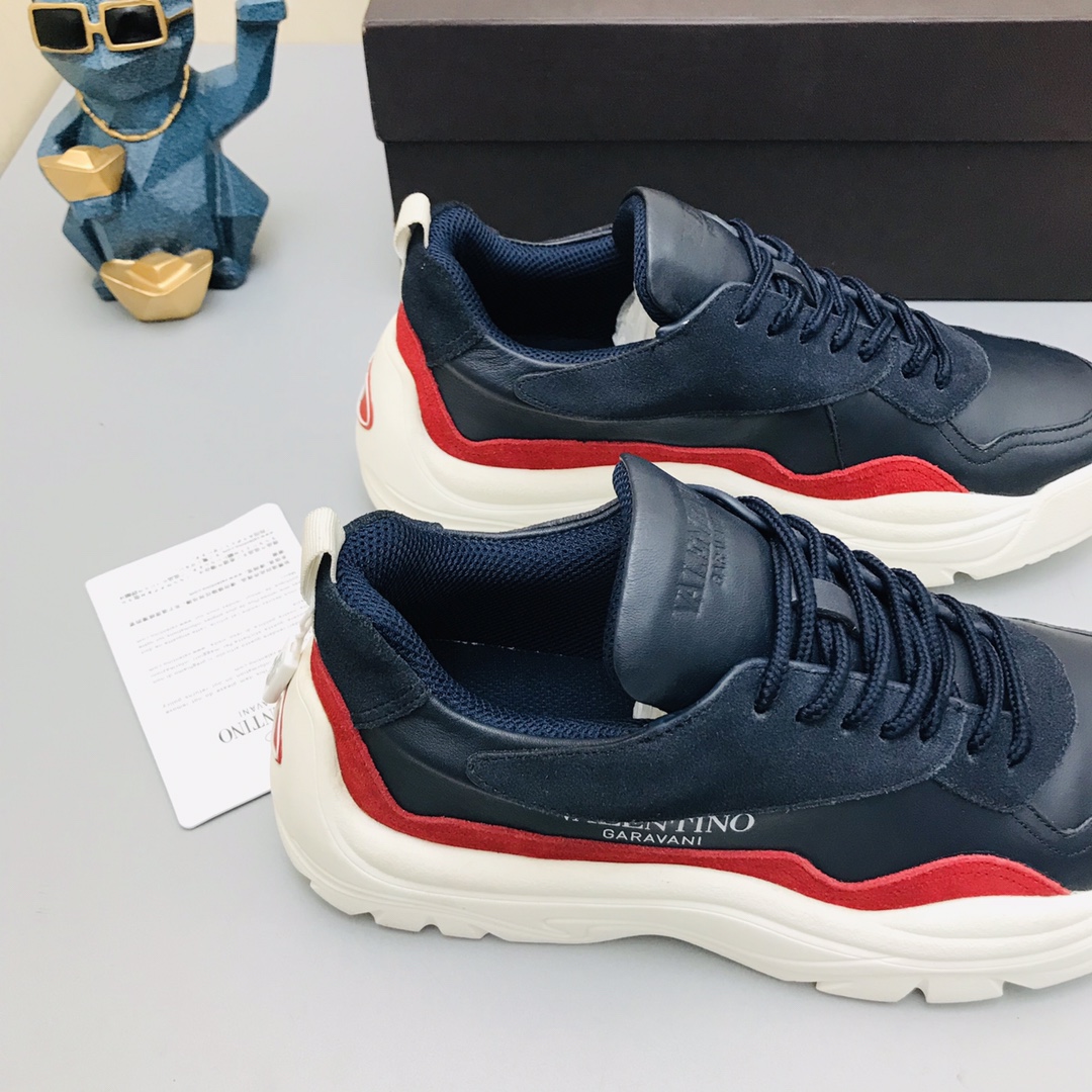 Valentino Garavani Gumboy low-top sneakers 16 - vstockx