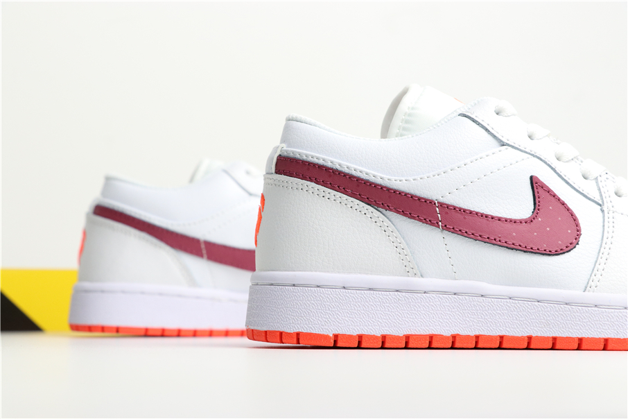 Jordan 1 Low White True Berry (GS) - vstockx