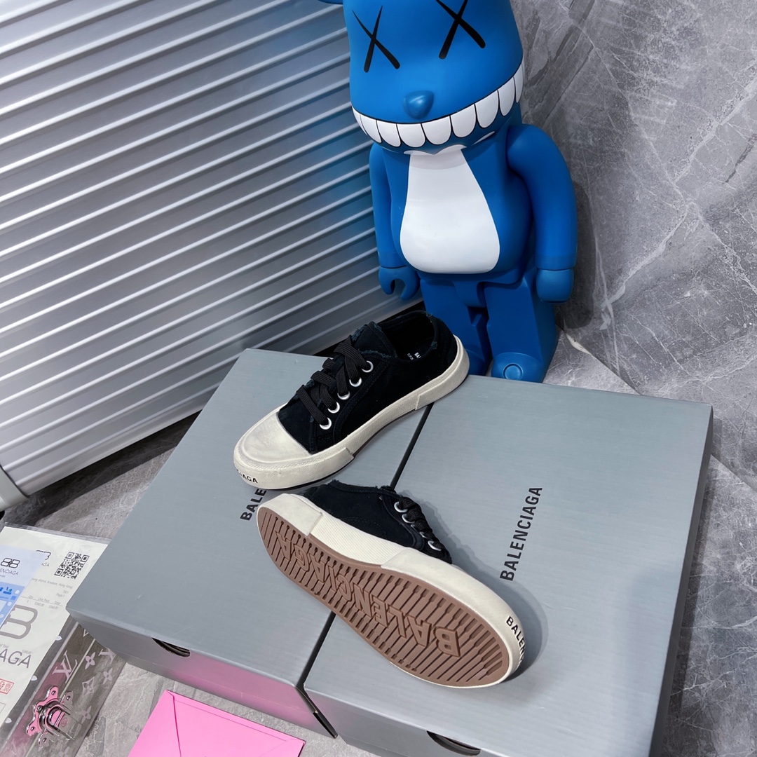 Balenciaga Paris Sneaker 2 - vstockx