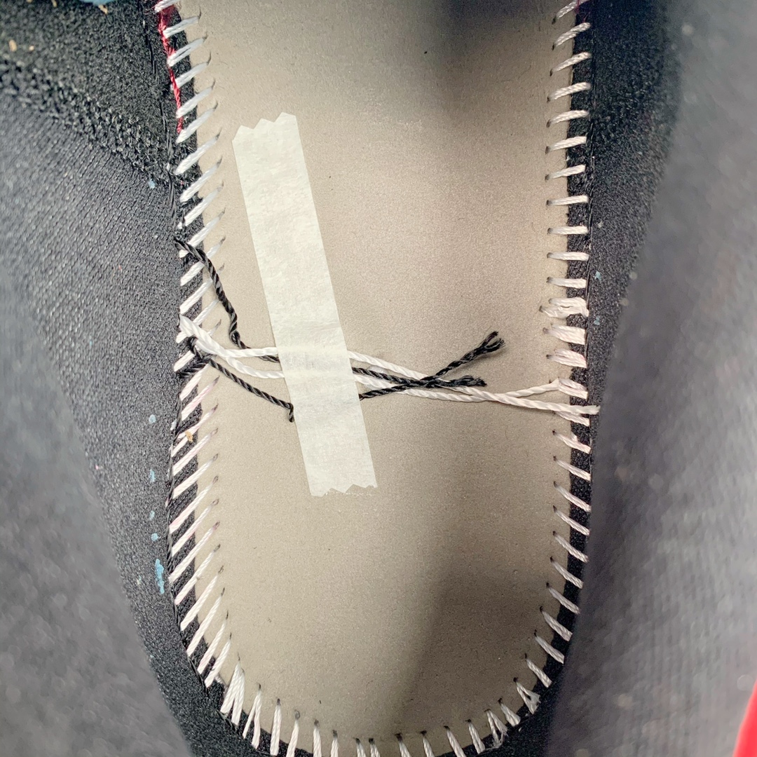 Jordan 1 Low Black Toe - vstockx